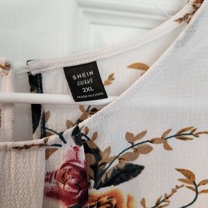 SHEIN Curve Floral Print Dressy Blouse - 2XL